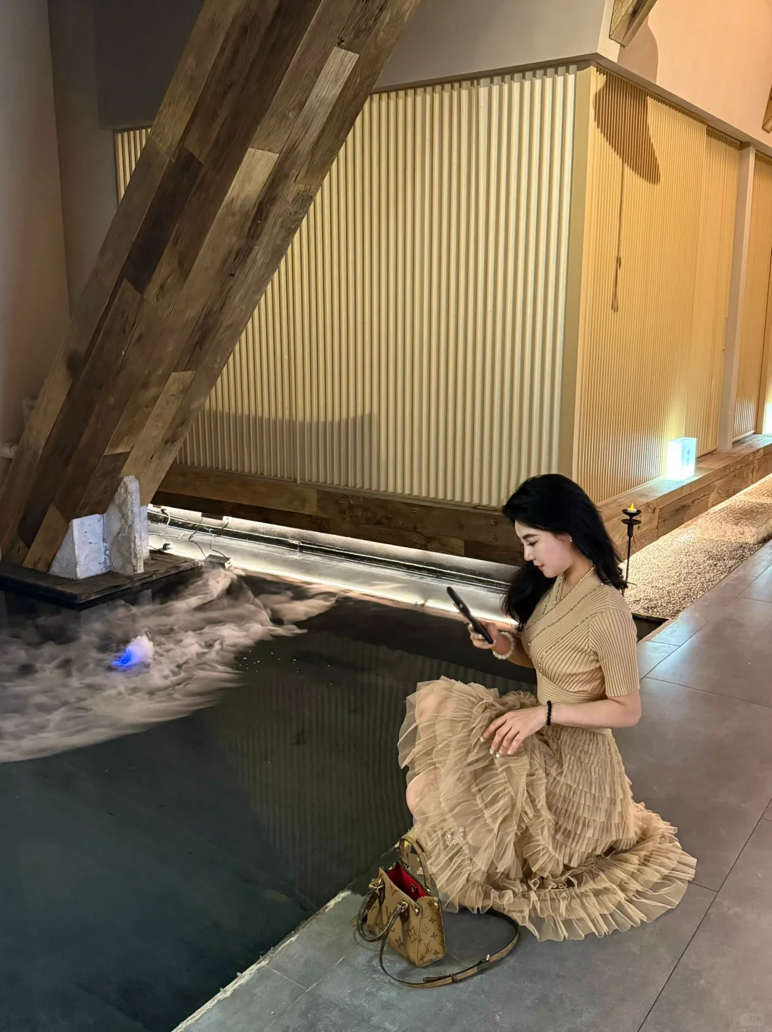 独自休闲和朋友同行,选择项目时应分别考虑什么配图